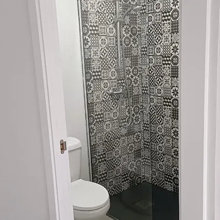 Nazaret Villa *